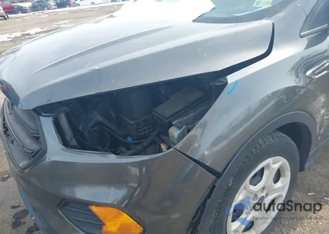 2017 Ford Escape S z USA, uszkodzony, nr VIN 1FMCU0F76HUC73899